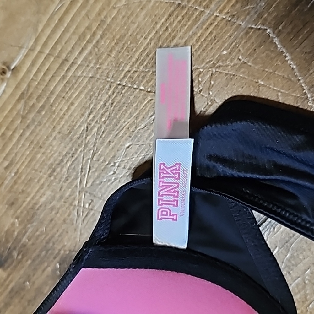 Pink Victoria Secret - Picture 3 of 4